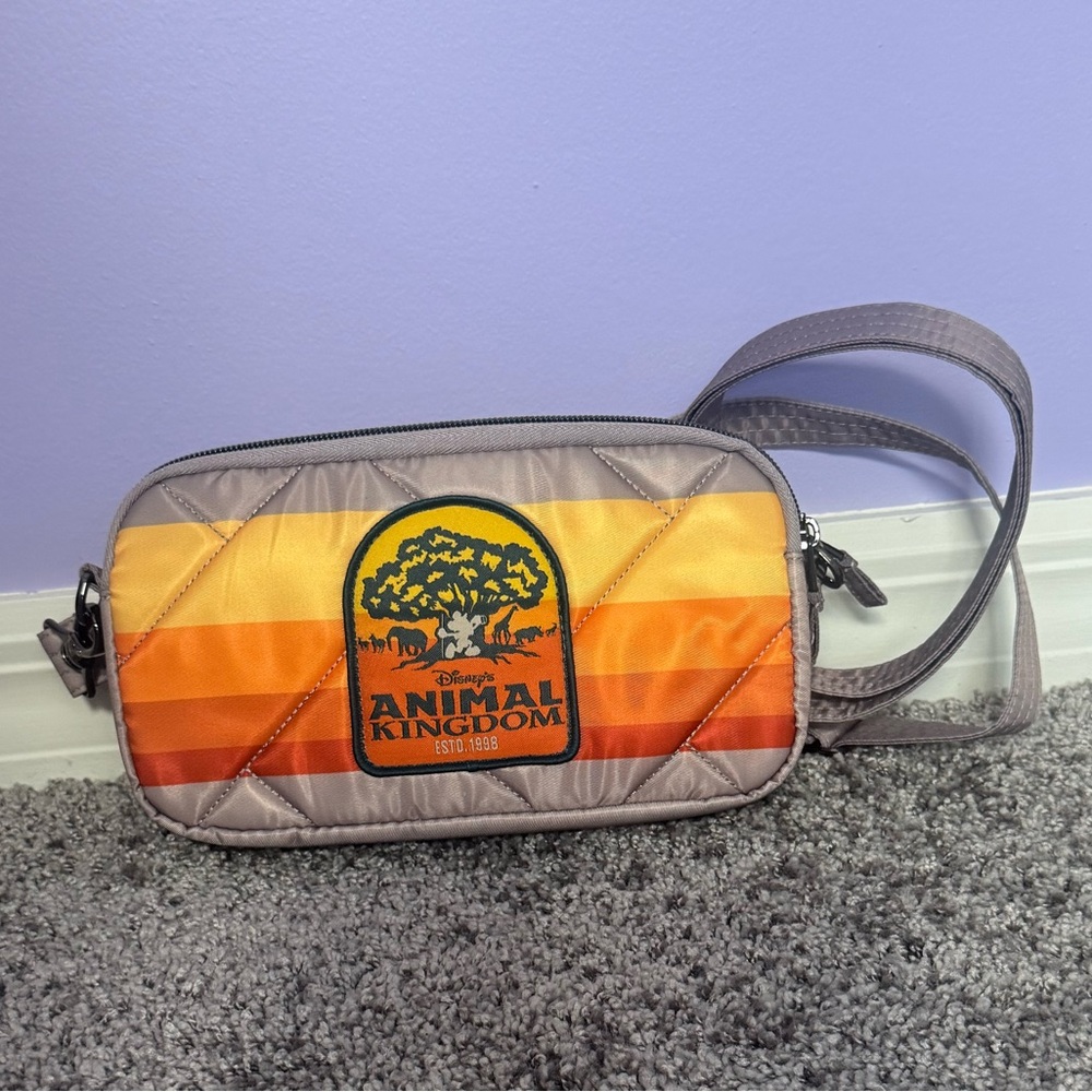 Disney Parks x Lug Coupe XL - Disney’s Animal Kingdom crossbody bag